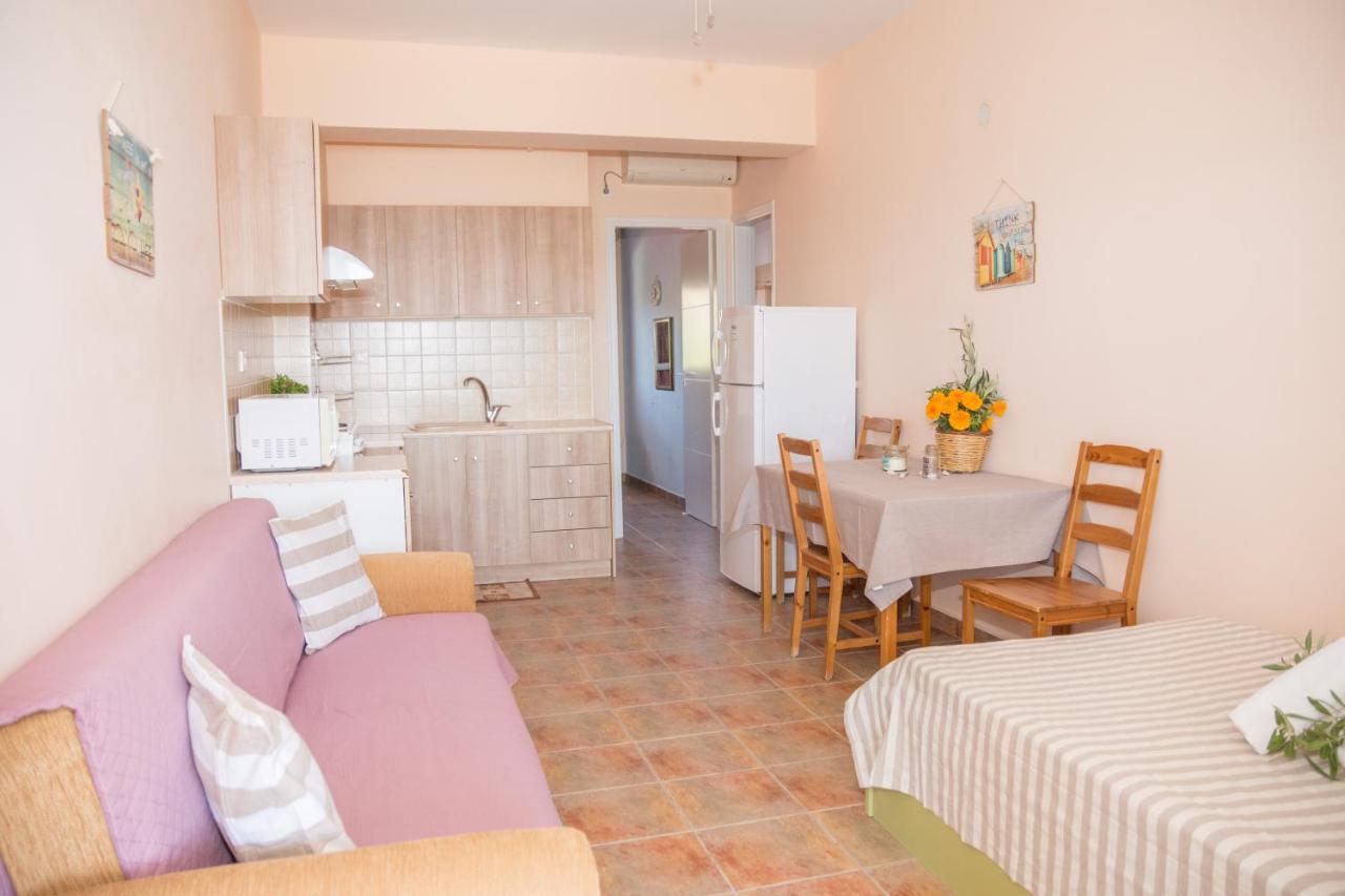 Apartamento Ktima Develekou Pigadhia  Exterior foto